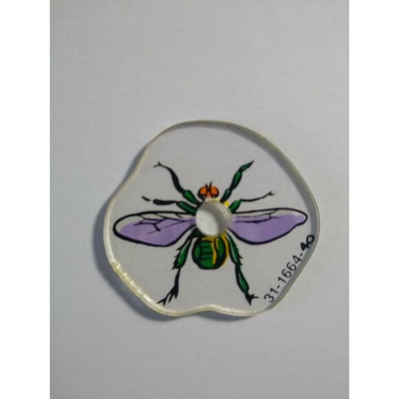 The Addams Family Pinball Plastic Mosquito Insect Pat Lawlor Bug 31-1664-40 - Picture 2 of 4